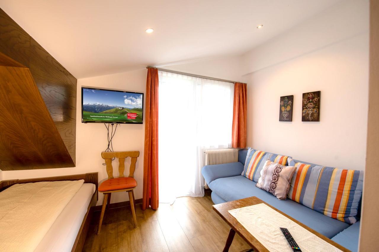 Jugend- Und Familienhotel Venedigerhof Neukirchen am Großvenediger Buitenkant foto