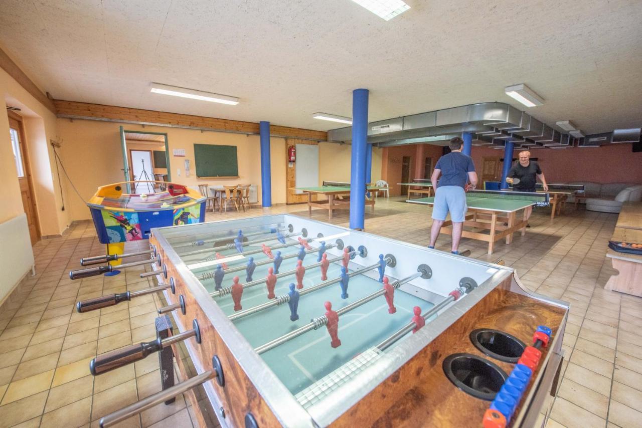Jugend- Und Familienhotel Venedigerhof Neukirchen am Großvenediger Buitenkant foto