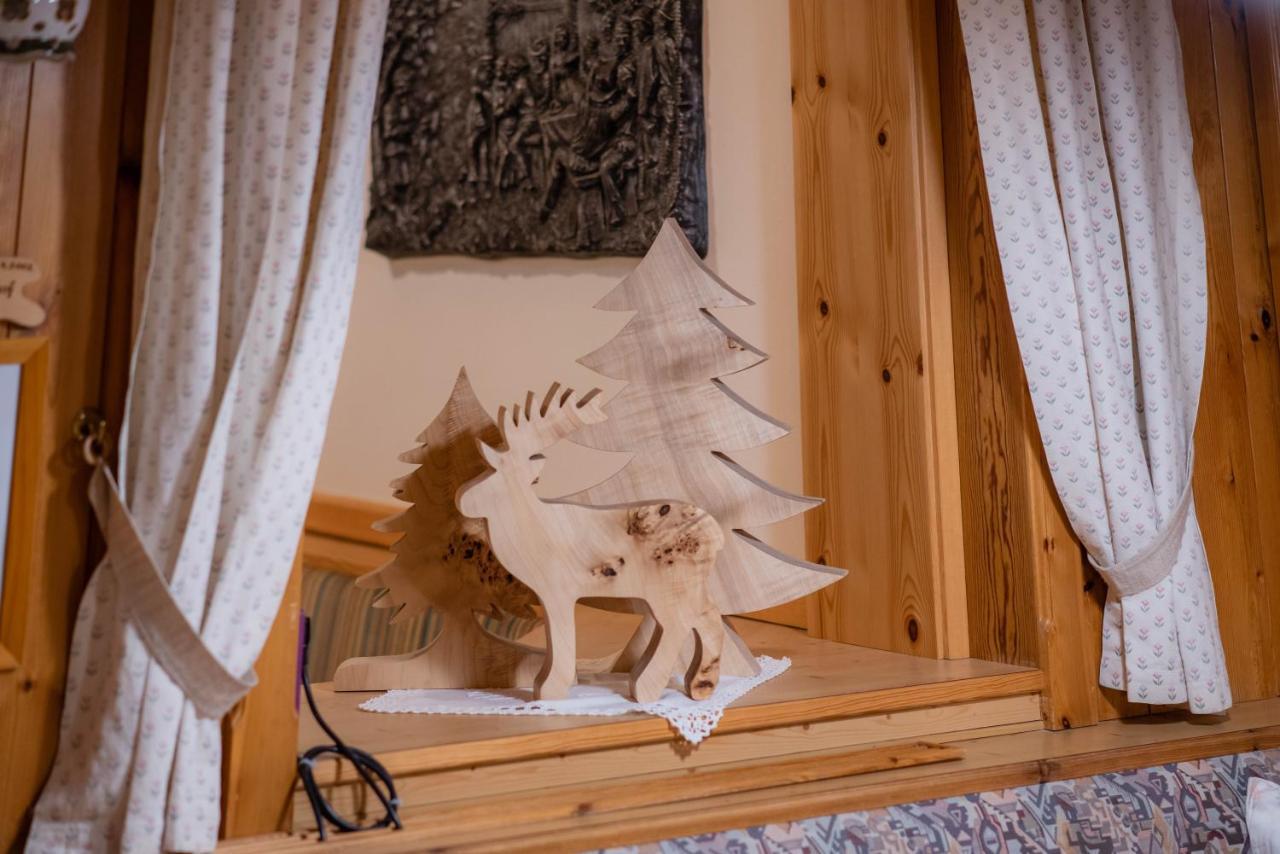 Jugend- Und Familienhotel Venedigerhof Neukirchen am Großvenediger Buitenkant foto