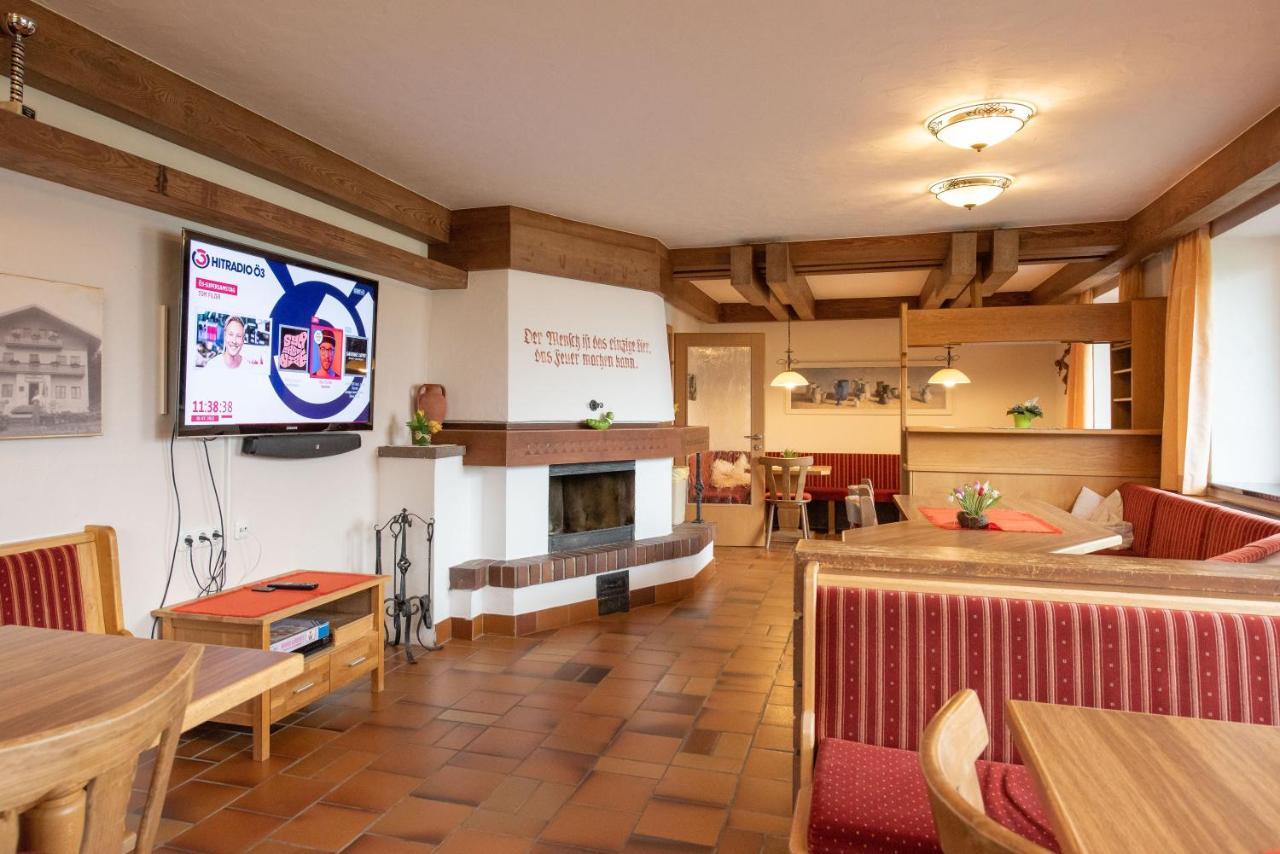 Jugend- Und Familienhotel Venedigerhof Neukirchen am Großvenediger Buitenkant foto