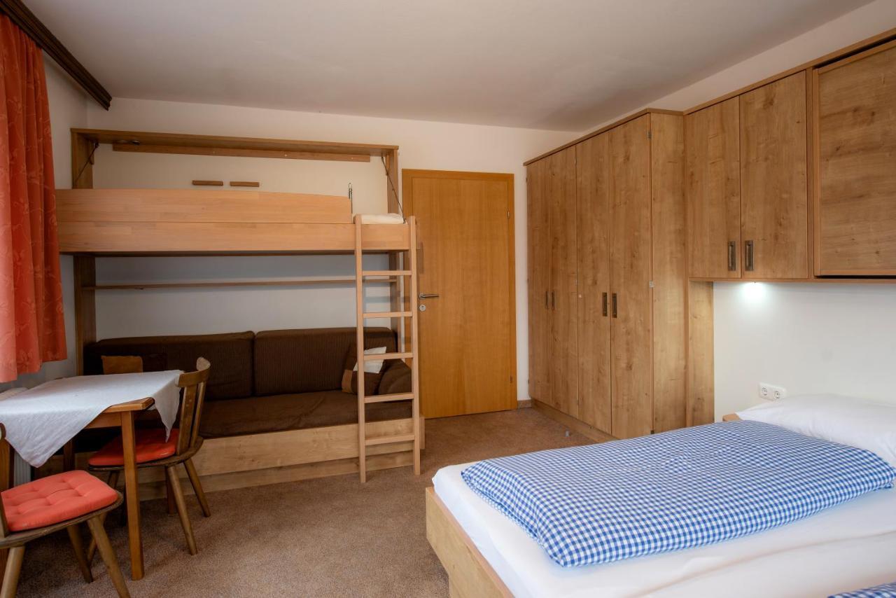 Jugend- Und Familienhotel Venedigerhof Neukirchen am Großvenediger Buitenkant foto