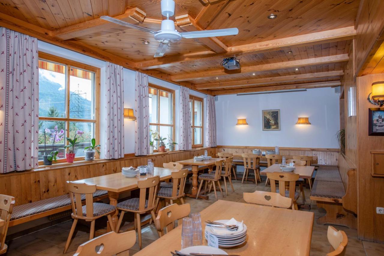 Jugend- Und Familienhotel Venedigerhof Neukirchen am Großvenediger Buitenkant foto