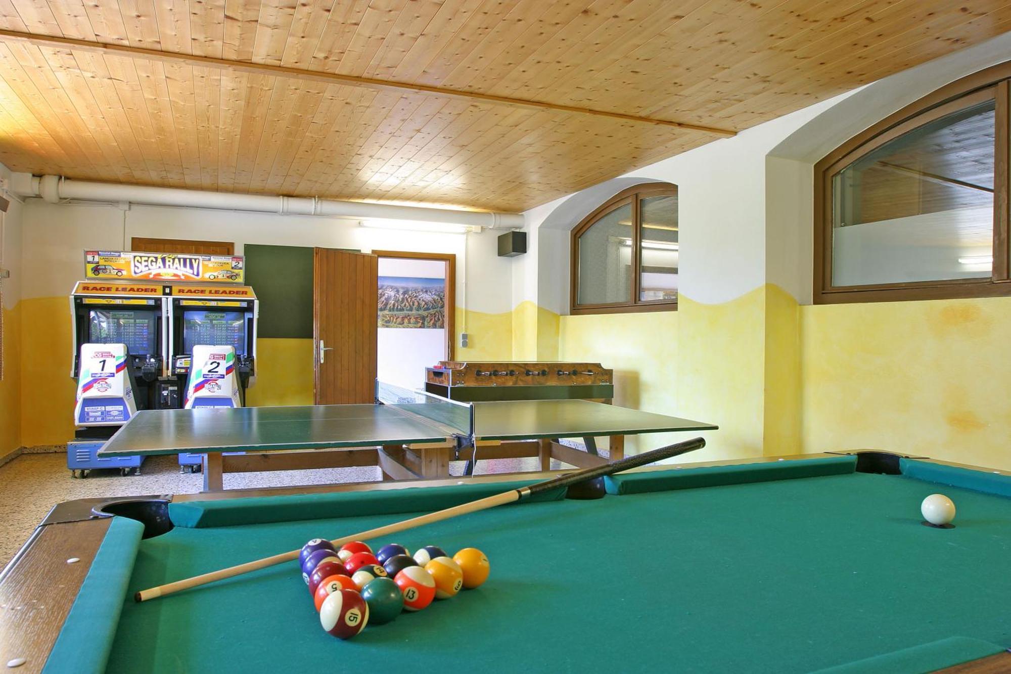 Jugend- Und Familienhotel Venedigerhof Neukirchen am Großvenediger Buitenkant foto