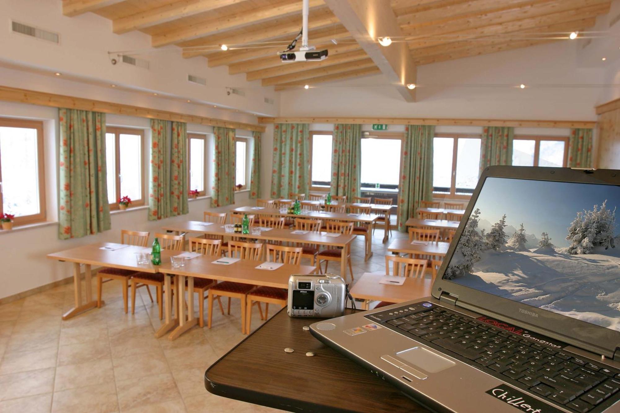 Jugend- Und Familienhotel Venedigerhof Neukirchen am Großvenediger Buitenkant foto