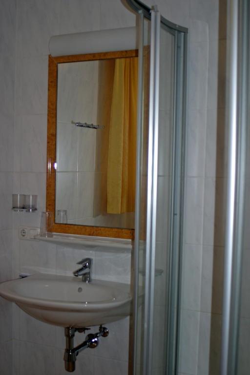 Jugend- Und Familienhotel Venedigerhof Neukirchen am Großvenediger Kamer foto